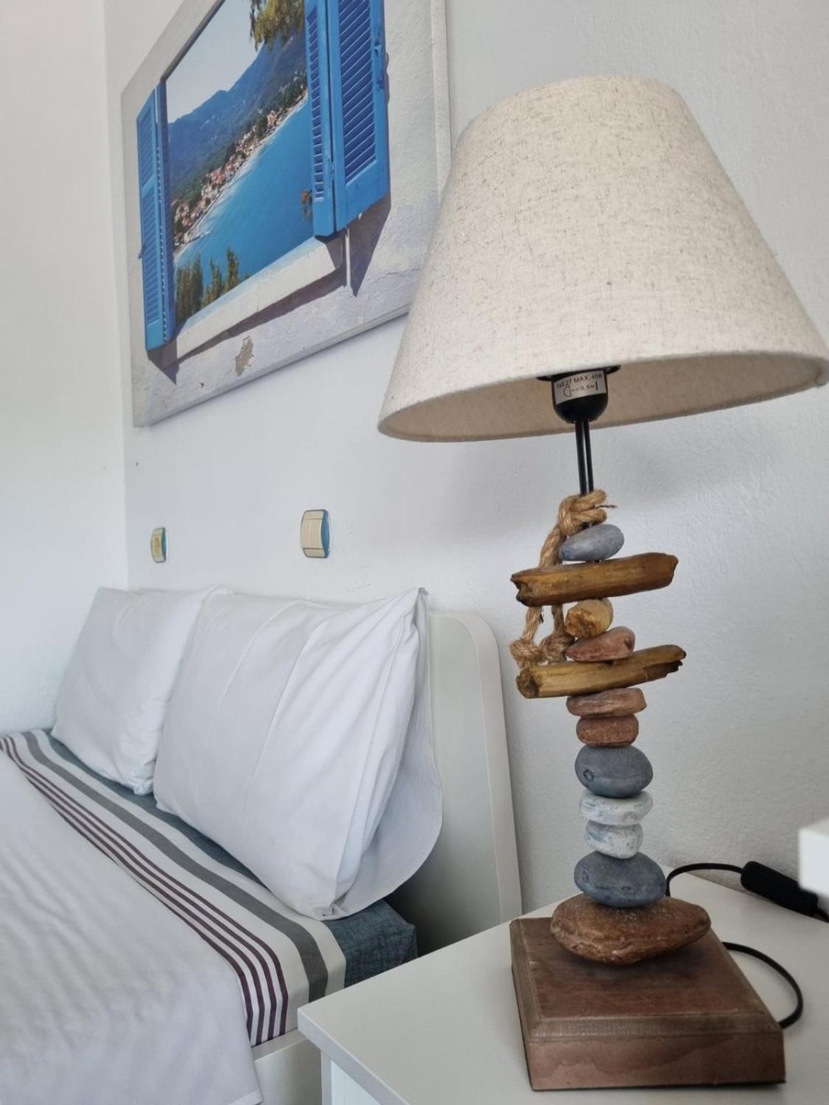 Pension Antonakis Ouranoupolis Greece Exterior photo