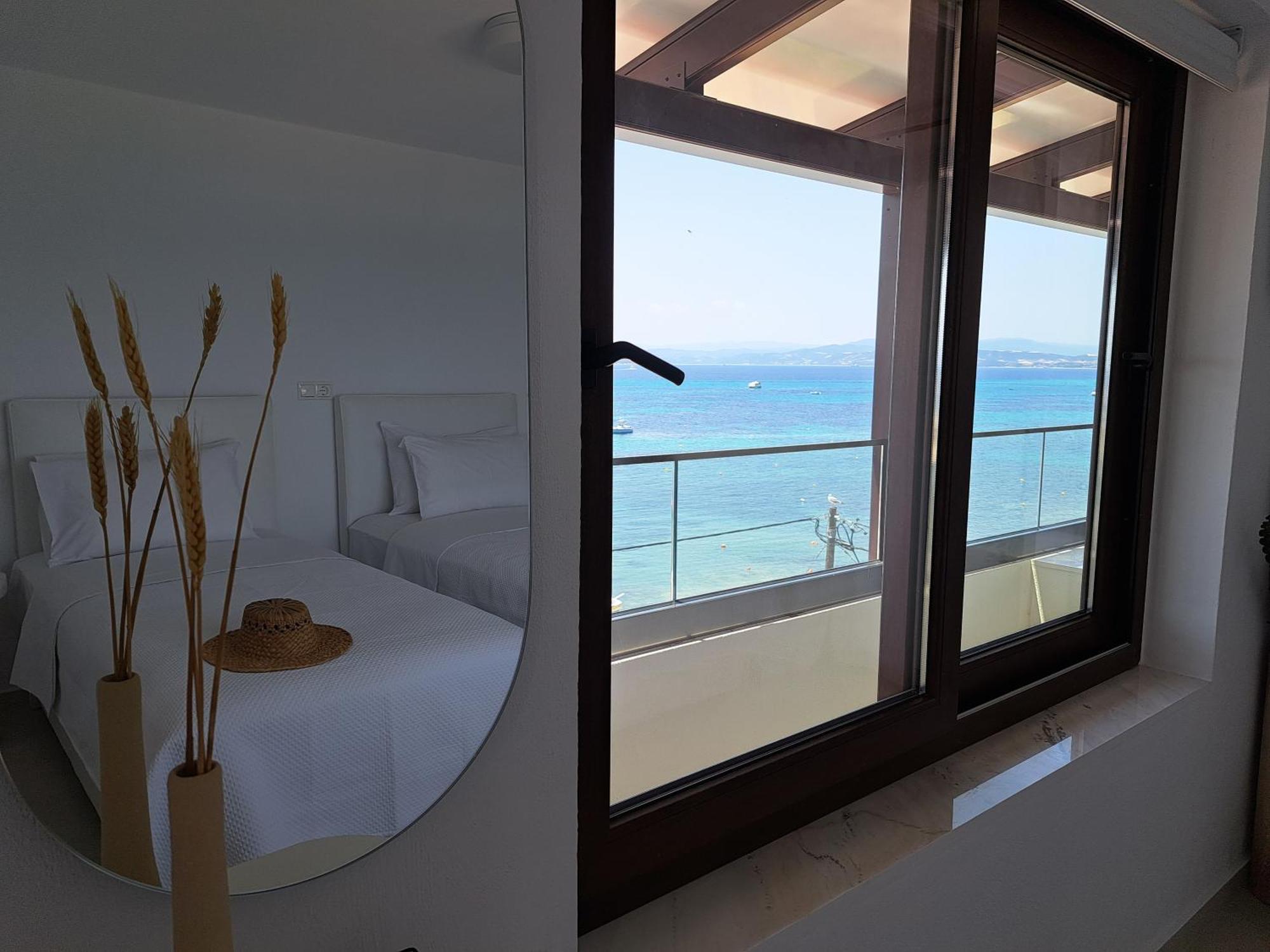 Pension Antonakis Ouranoupolis Greece Exterior photo