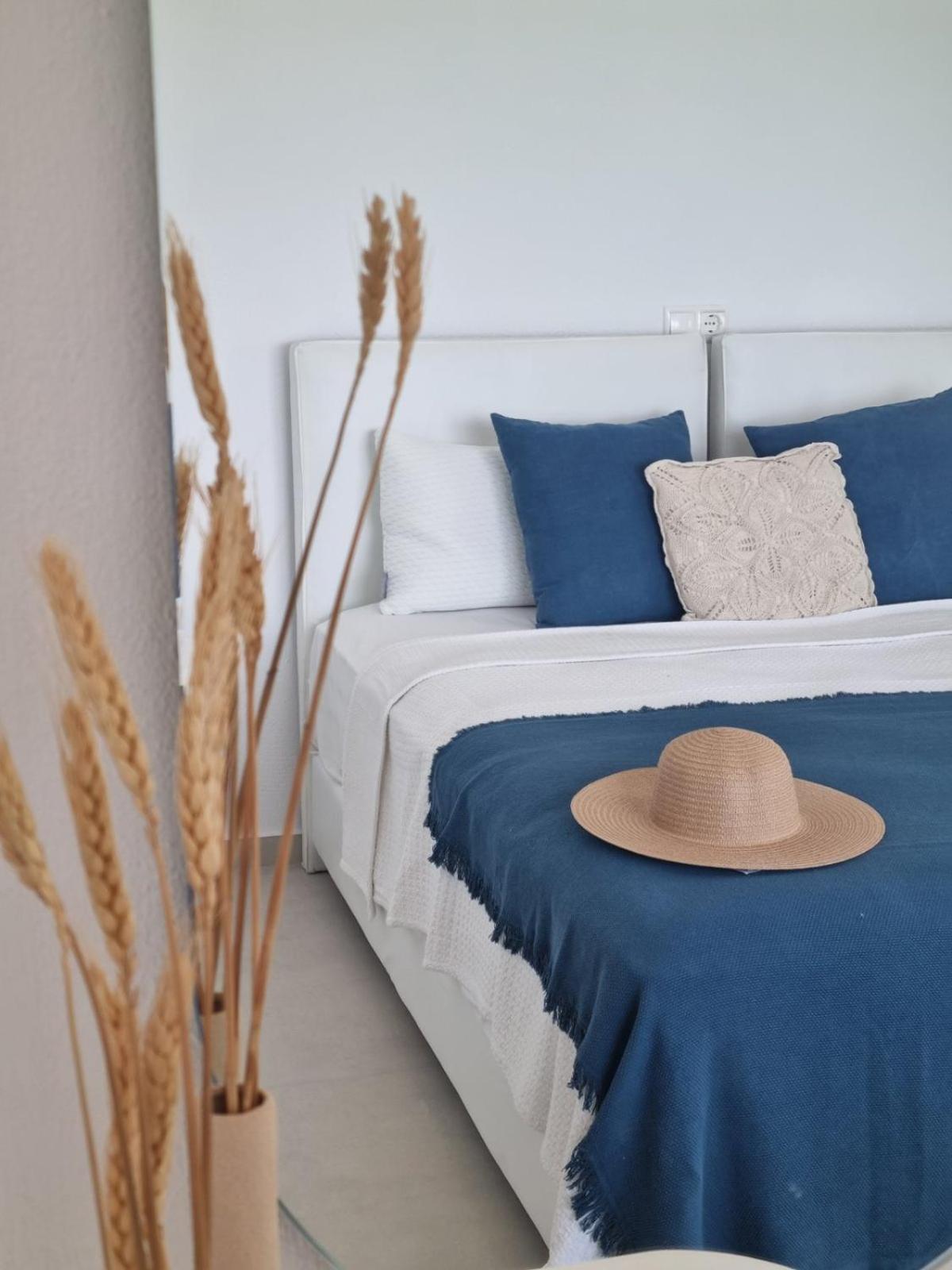 Pension Antonakis Ouranoupolis Greece Exterior photo