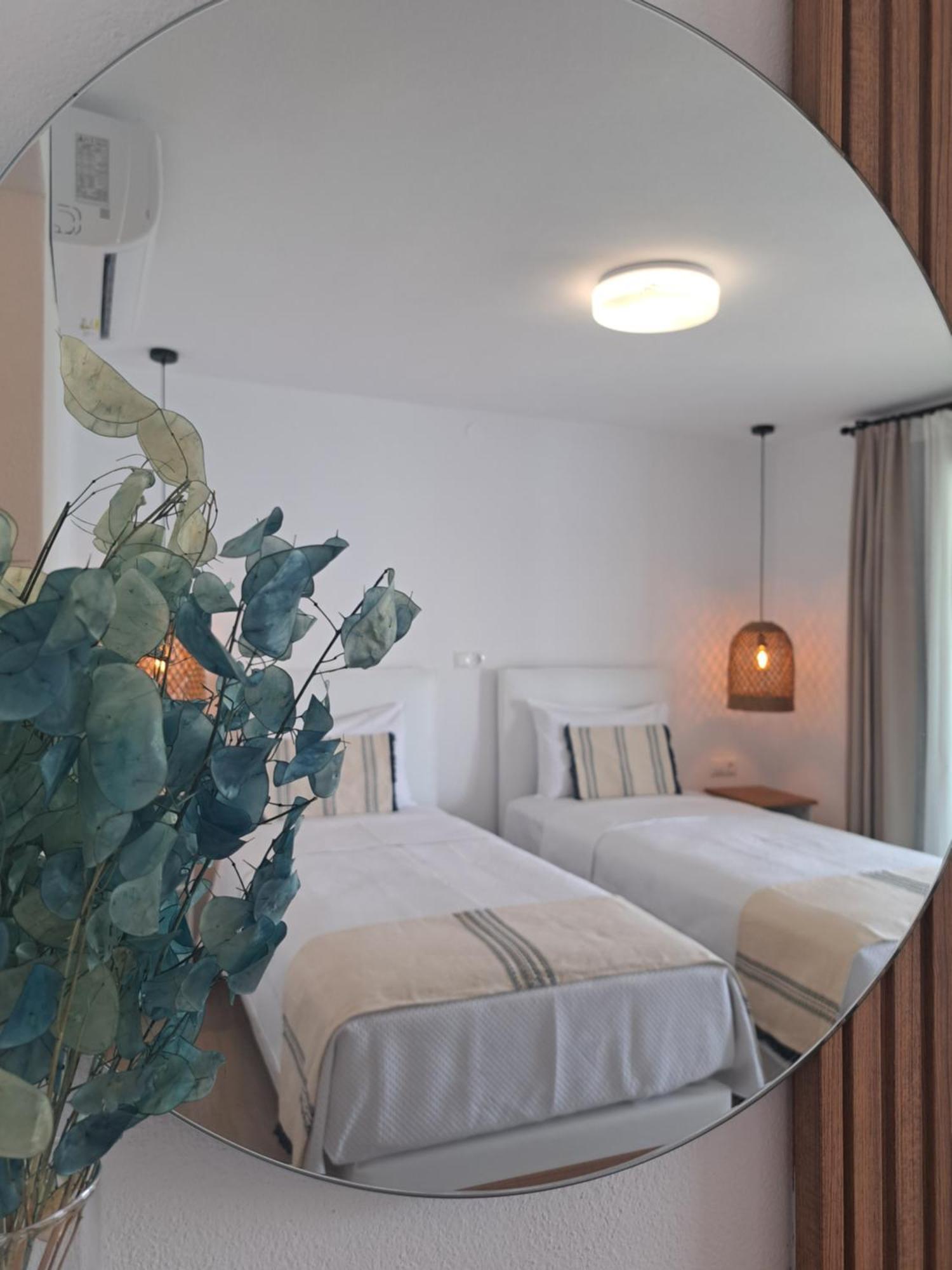 Pension Antonakis Ouranoupolis Greece Exterior photo